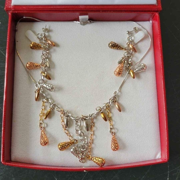 Sterling Silver 925 Earrings and Necklace - Picture 4 of 5